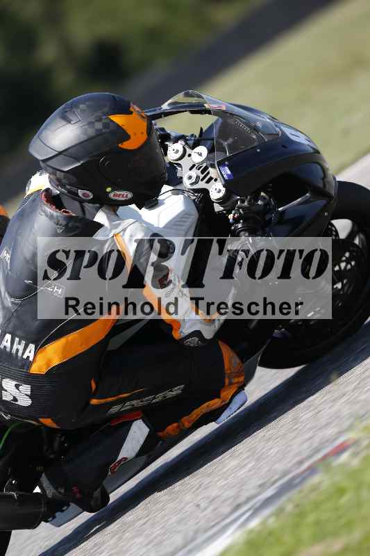 /44 09.08.2025 Plüss Moto Sport ADR/Freies Fahren/backside